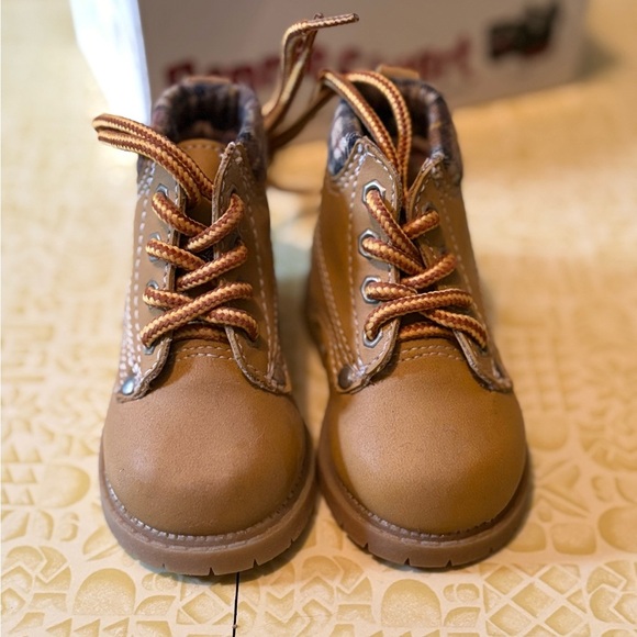 Vintage Bonnie Stuart Tan Baby Shoes - Picture 4 of 8